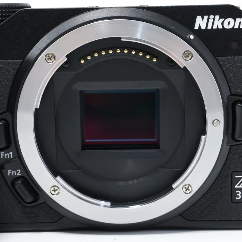 【美品】NIKONニコン Z30 ボディ 新品)Nikon (ニコン) Z30 ボディ（商品ID：4960759910615）詳細
