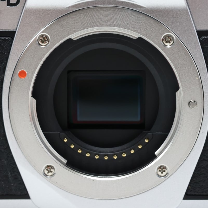 OM-D E-M10 Mark III ボディー シルバー