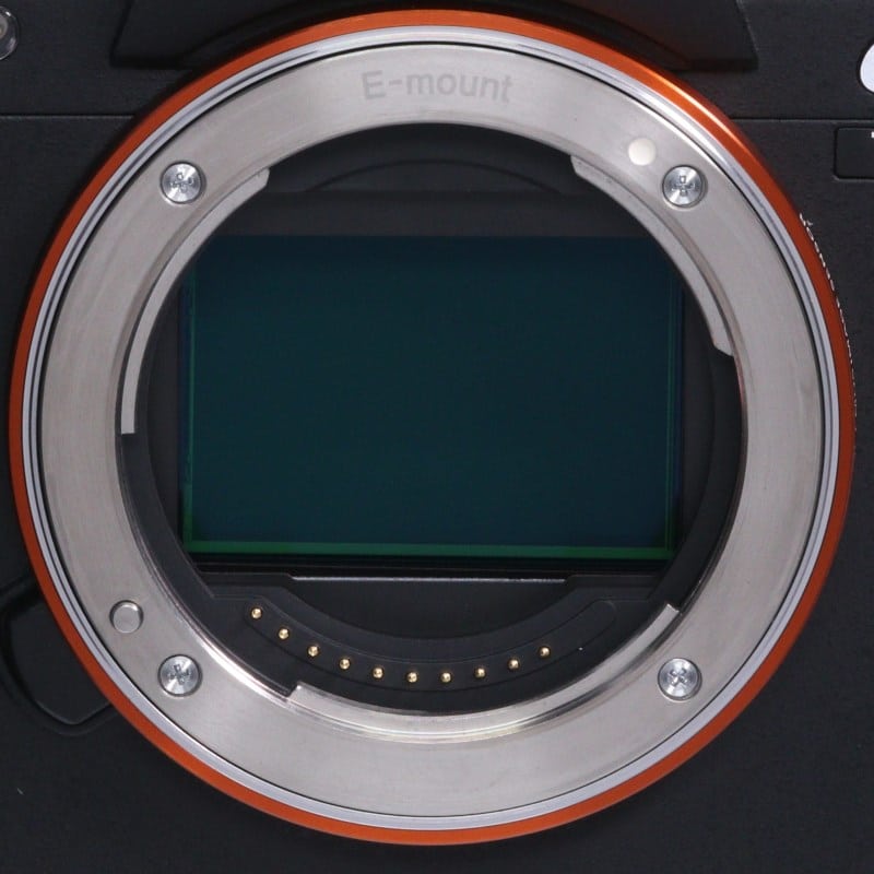 SONY α7 II ボディ ILCE-7M2B AB-ランク 中古｜フジヤカメラ