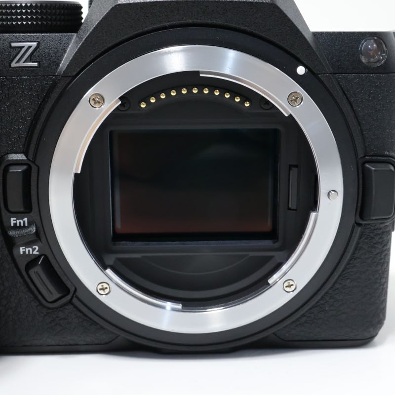 Z5II ボディ