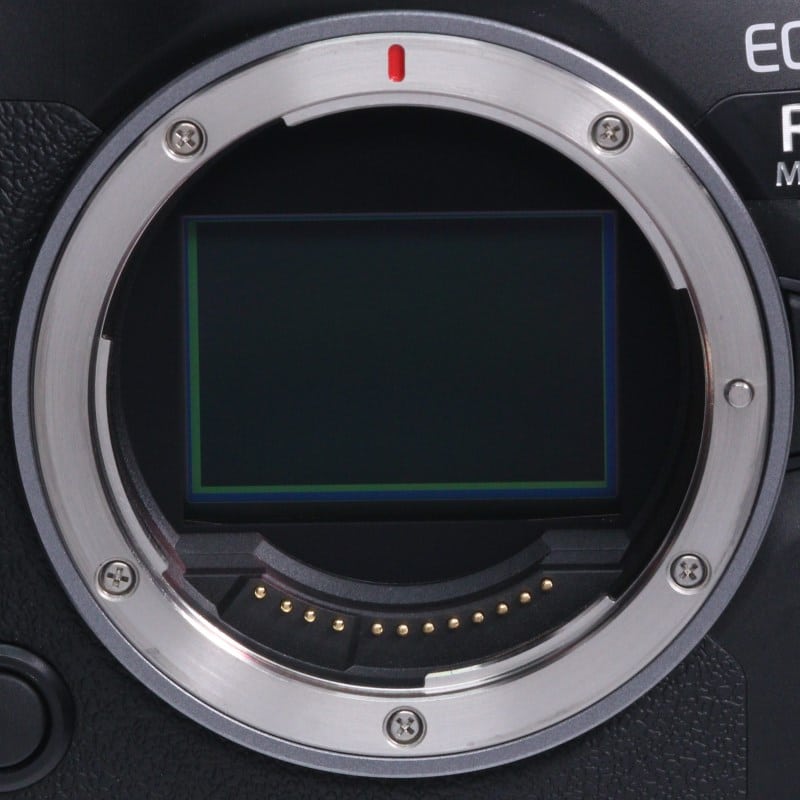 EOS R6 Mark III ボディー