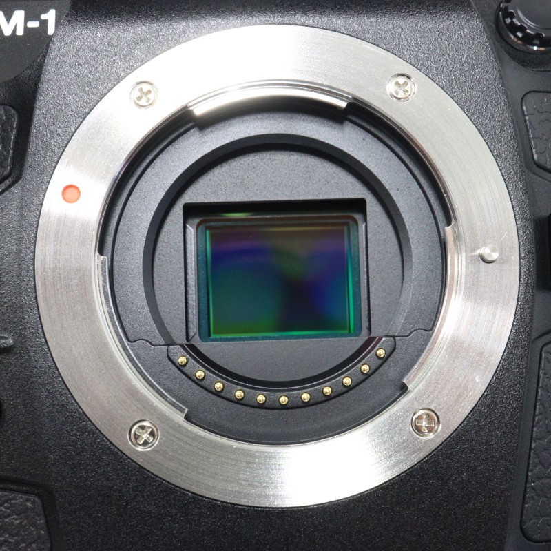 OM SYSTEM OM-1 ボディ