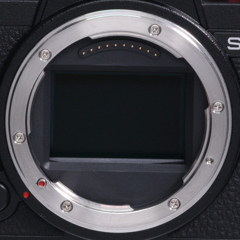 LUMIX DC-S5
