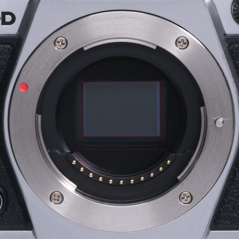 OM-D E-M5 Mark II ボディー シルバー