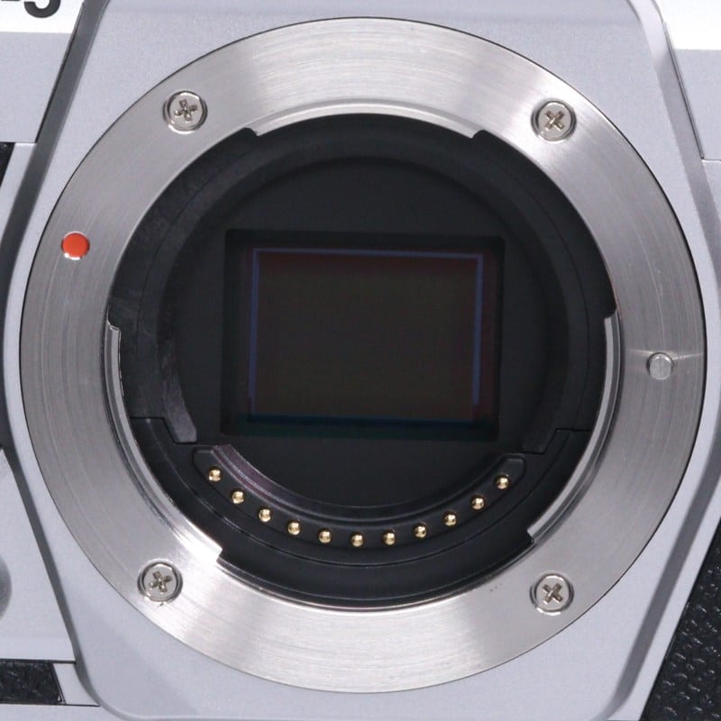 OM SYSTEM OM-5 Mark II ボディー シルバー