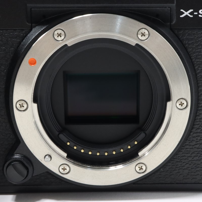 FUJIFILM X-S20 ボディ