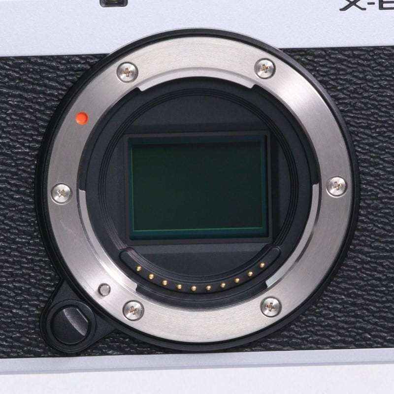 X-E4 シルバー
