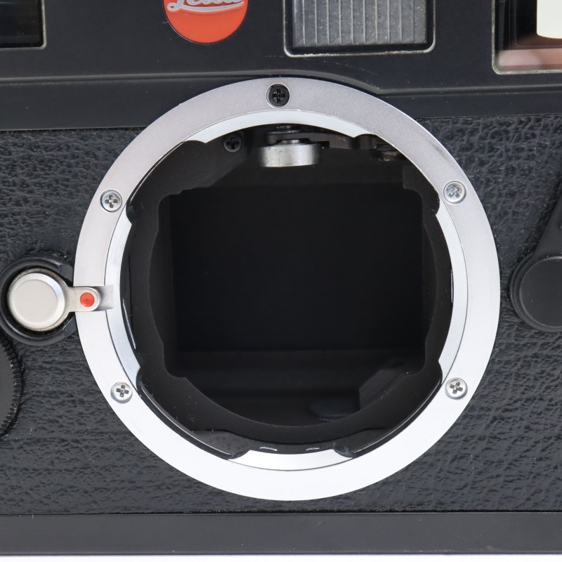 M6 TTL 0.85 ブラック