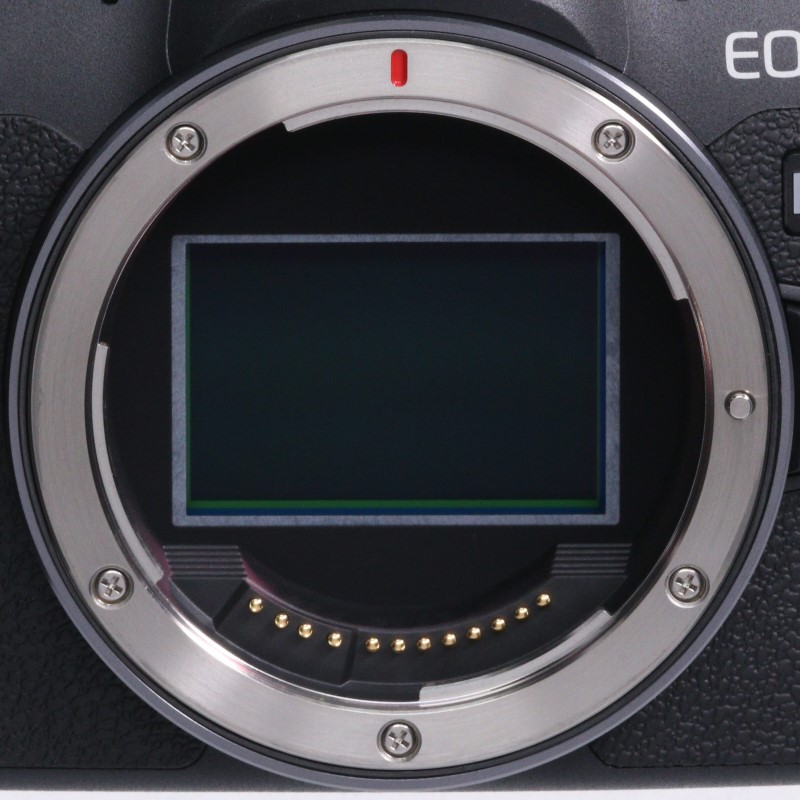 EOS R8 ボディー