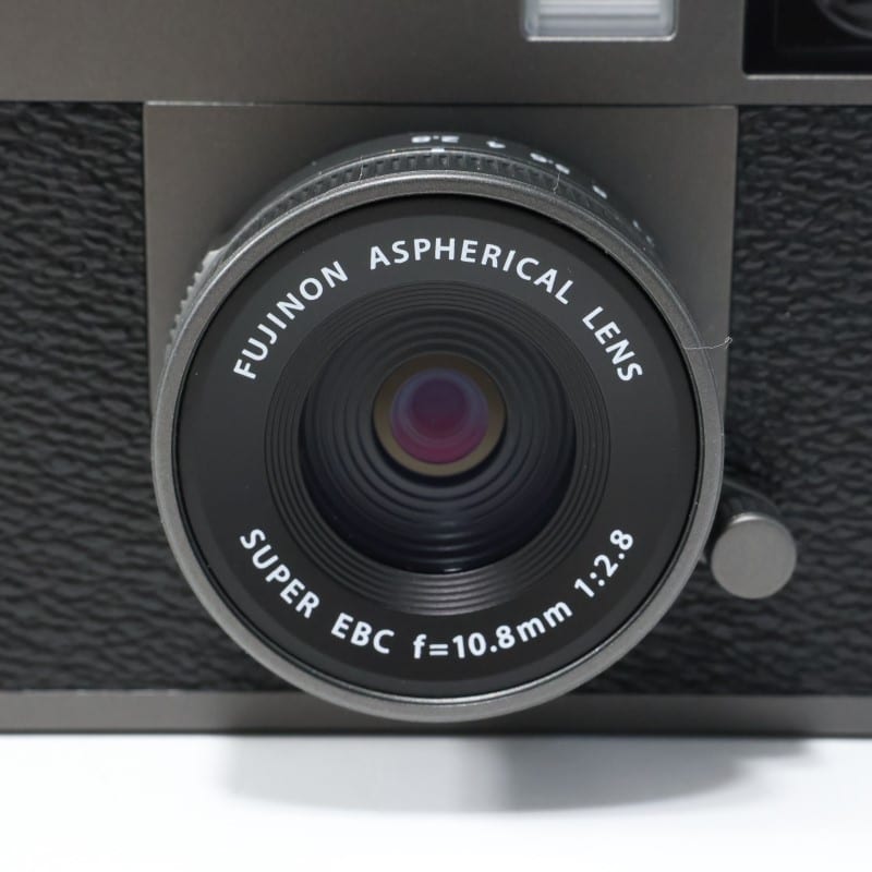 X half (FUJIFILM X-HF1) チャコールシルバー