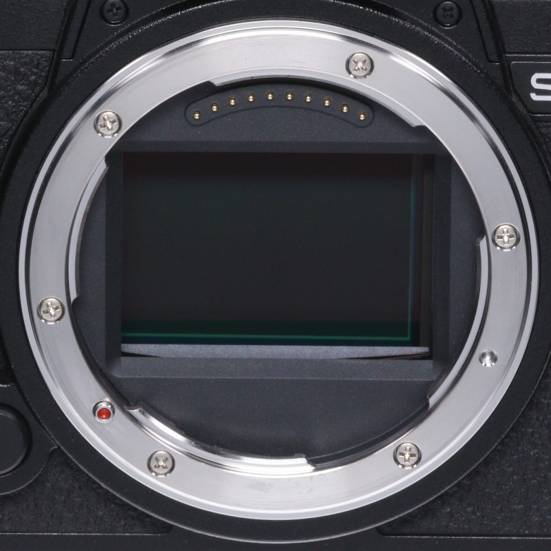 LUMIX DC-S5M2