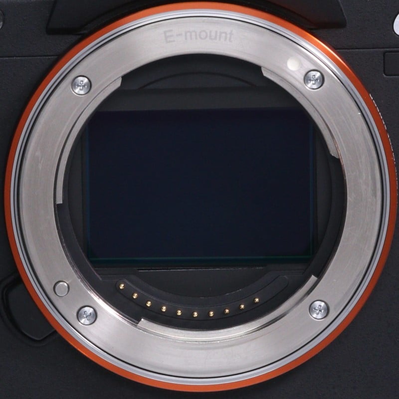 SONY α7R II ボディ ILCE-7RM2 中古 C2120175719793｜中古通販