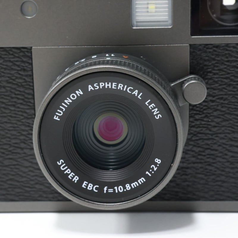 X half (FUJIFILM X-HF1) チャコールシルバー