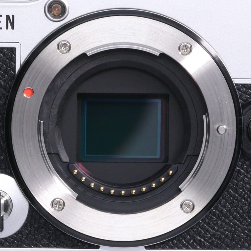 PEN E-P7 ボディー シルバー