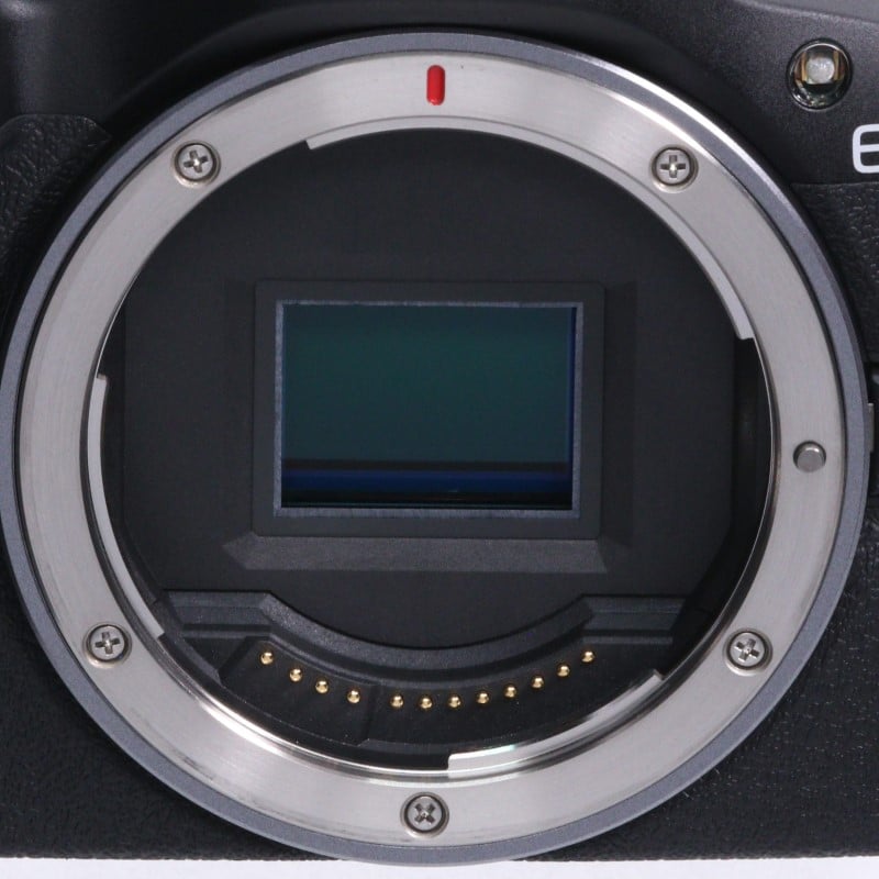 EOS R100 ボディー