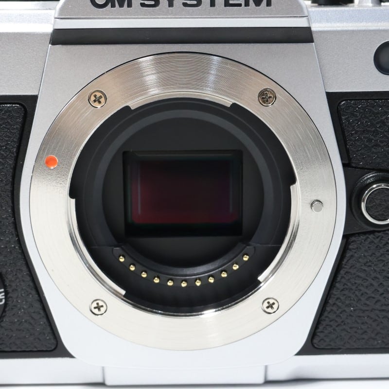 OM SYSTEM OM-3 ボディー シルバー