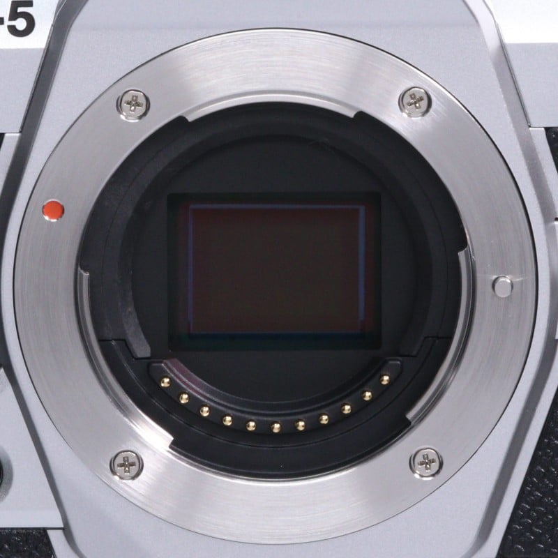OM SYSTEM OM-5 Mark II シルバー