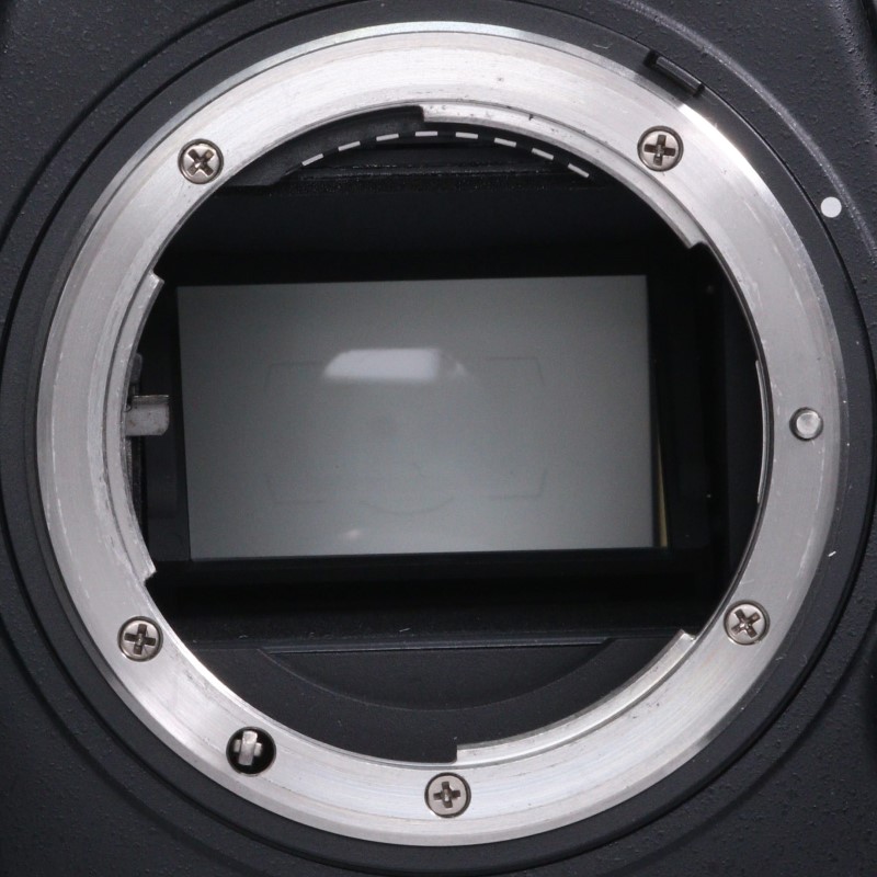 D800