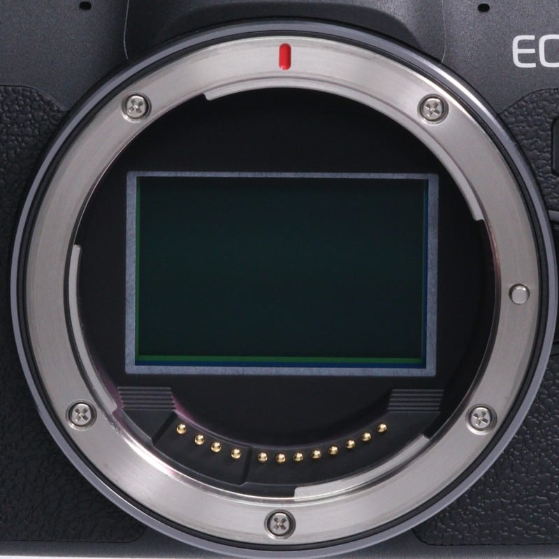 Canon EOS R8 ボディー 中古 C2120186261908｜中古通販フジヤカメラ