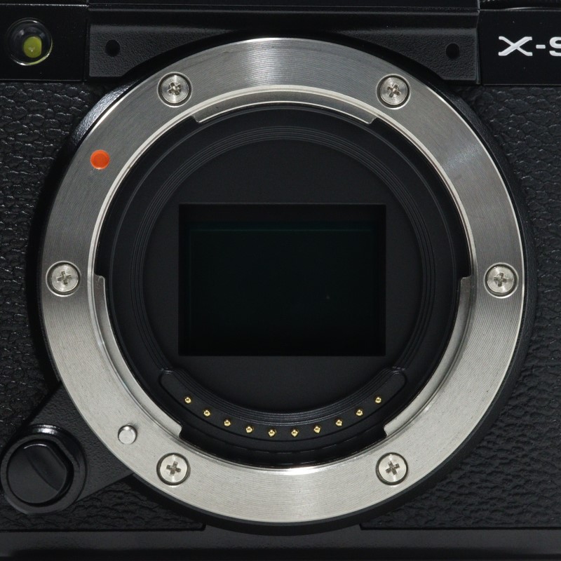 FUJIFILM X-S10