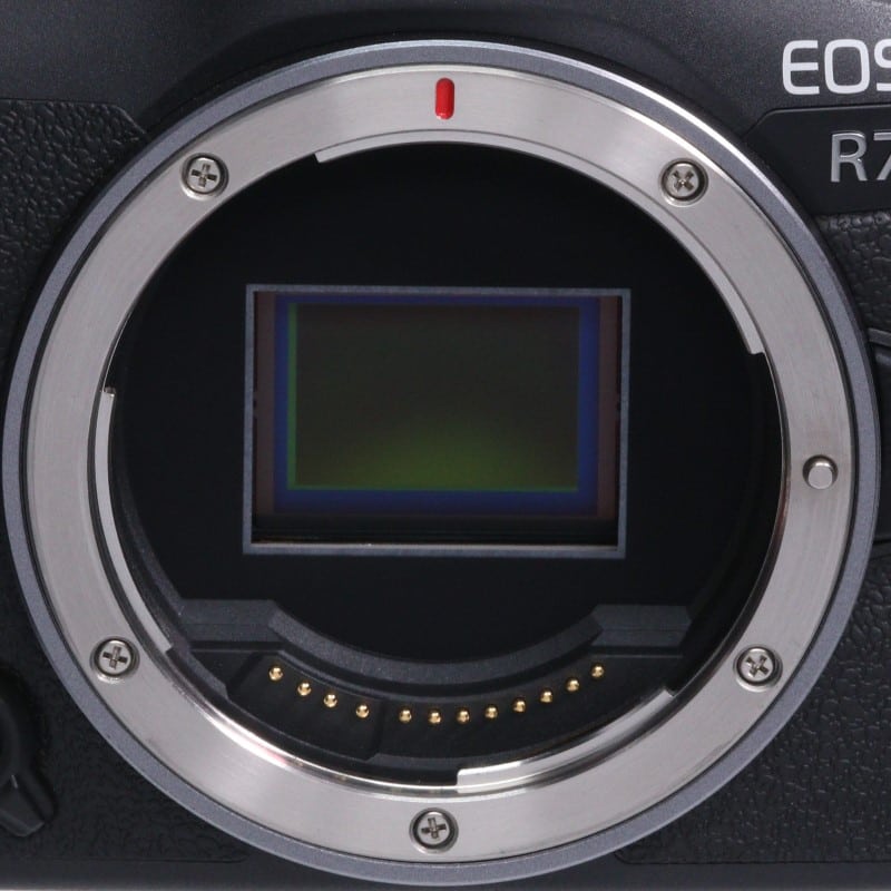 EOS R7 ボディー