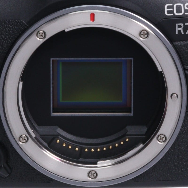 EOS R7 ボディー