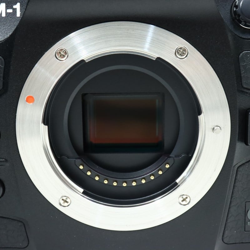 OM SYSTEM OM-1 ボディー