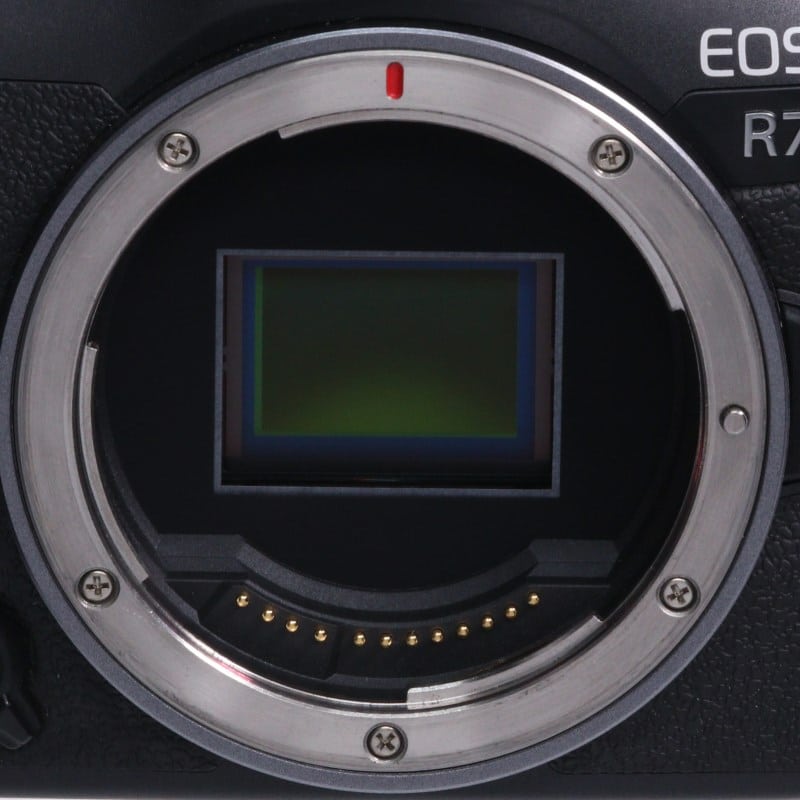 EOS R7 ボディー