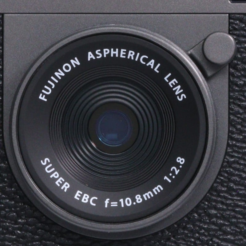 X half (FUJIFILM X-HF1) チャコールシルバー