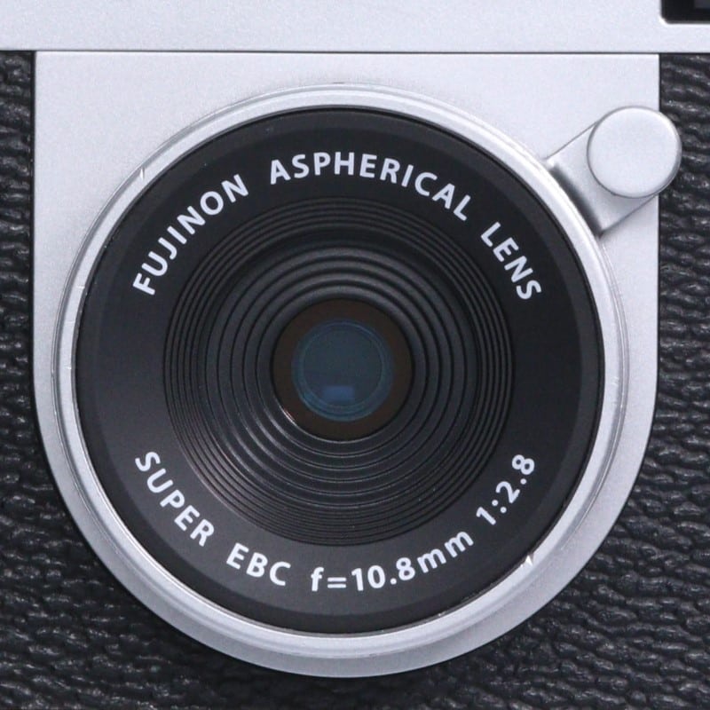 X half (FUJIFILM X-HF1) シルバー