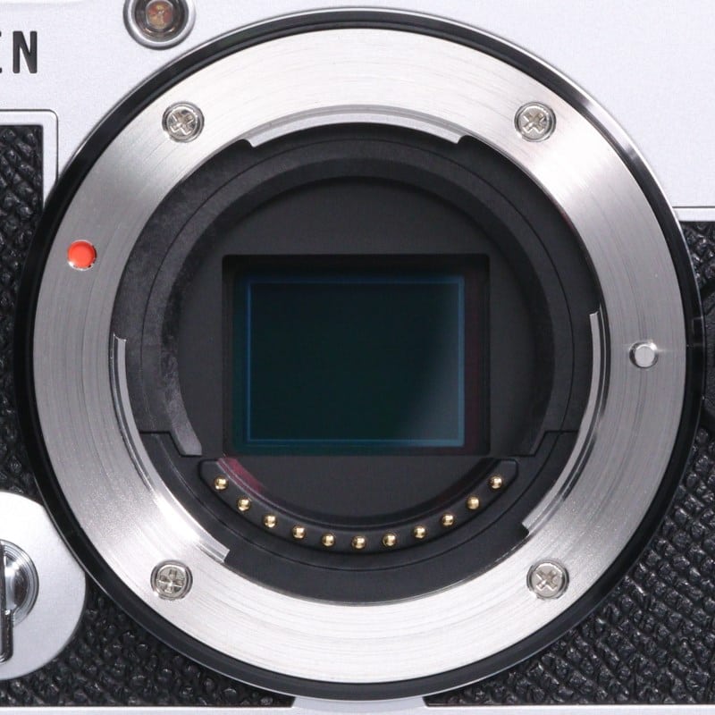 OLYMPUS／OM SYSTEM PEN E-P7 ボディー シルバー AB+ランク 中古