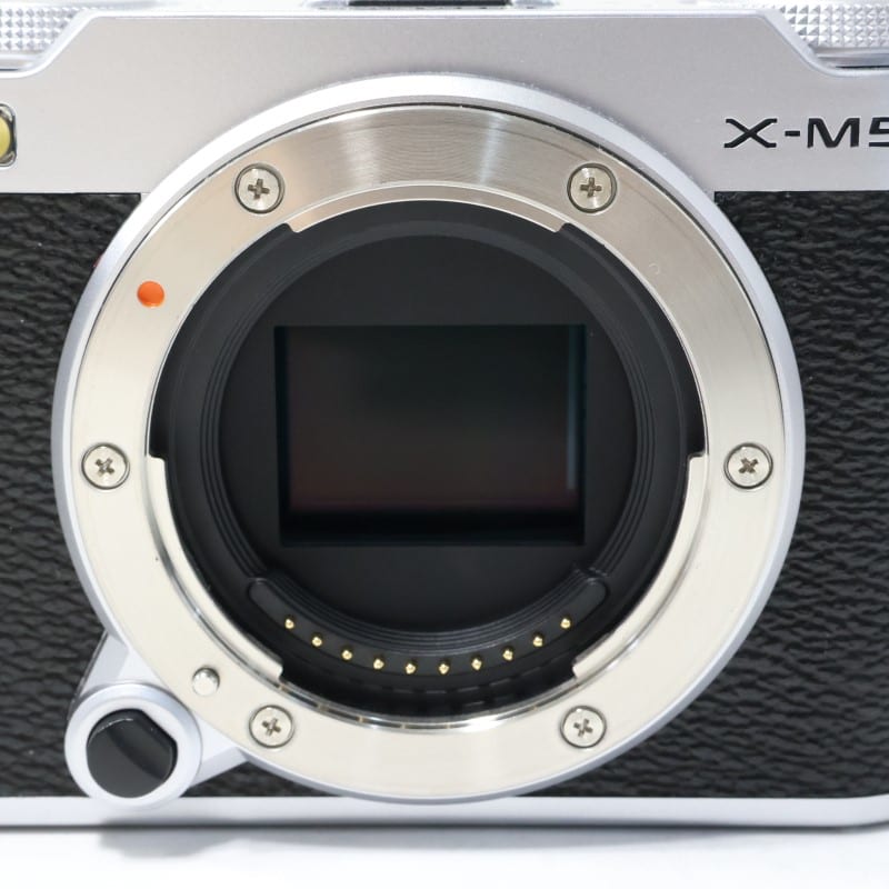 富士フイルム FUJIFILM X-M5 ボディ シルバー 中古 C2120194760226