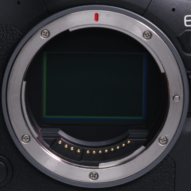 EOS R6