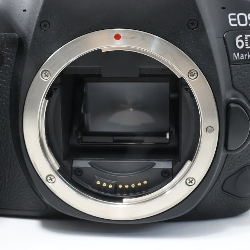 EOS 6D Mark II ボディー