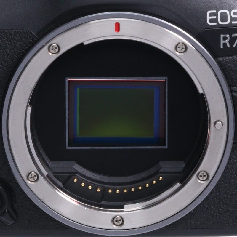 EOS R7 ボディー