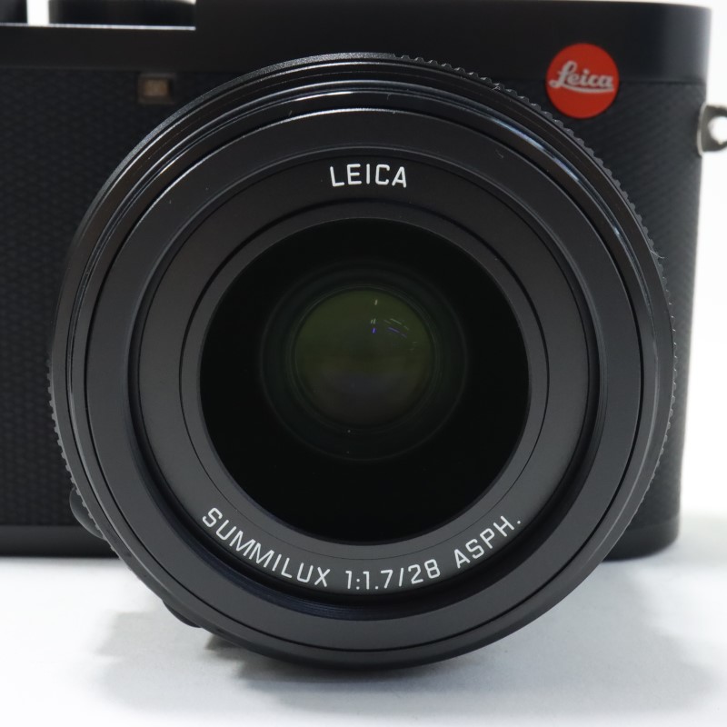 Leica Q2