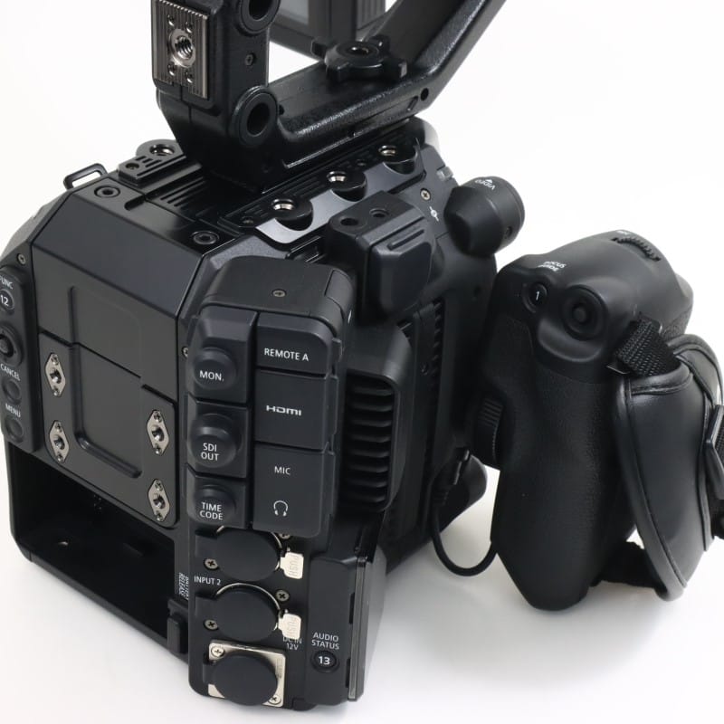 EOS C300 Mark III ボディー