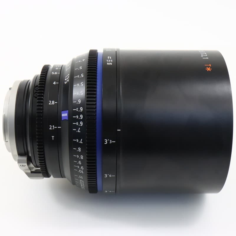 CP.2 135mm/T2.1 EF Feet [Compact Prime CP.2 EFマウント フィート表示]