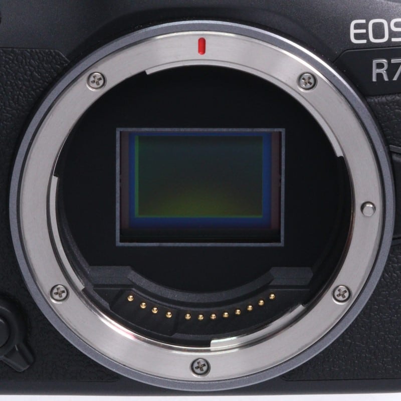 EOS R7 ボディー