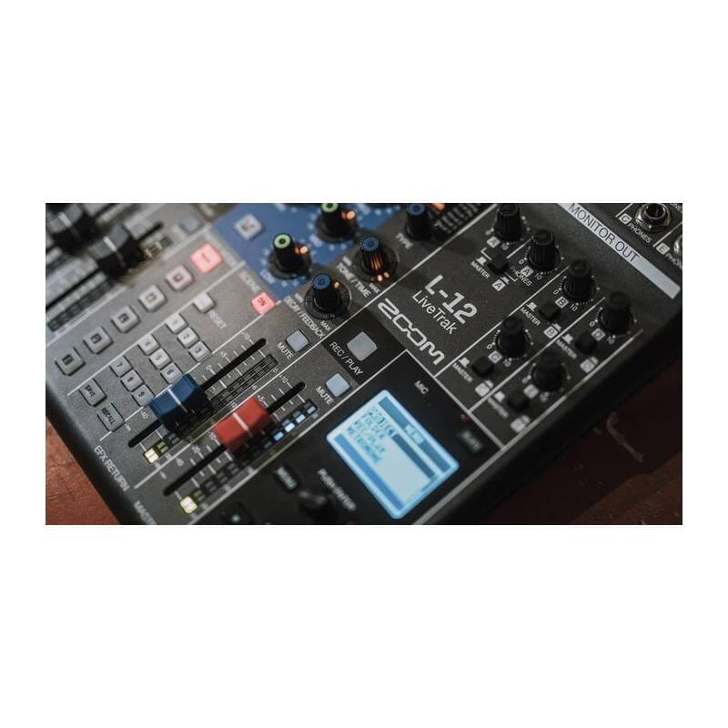 LiveTrak L-12 [デジタルミキサー/レコーダー]