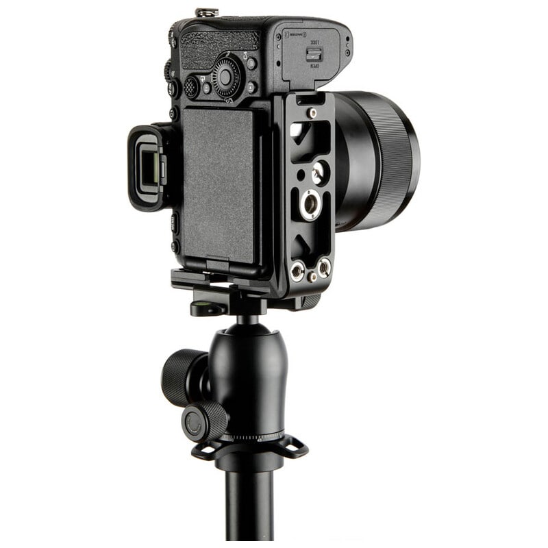 アーニーQD SONY αシリーズ用 Lブラケット ダークネス ARNIEQD-B