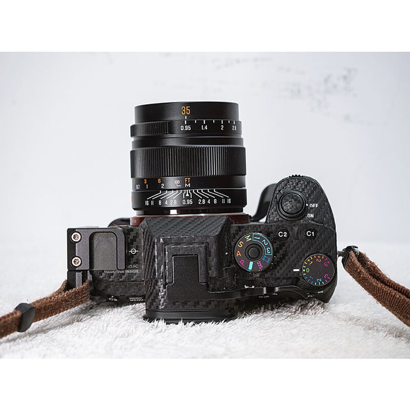 35mm F0.95 ソニーEマウント