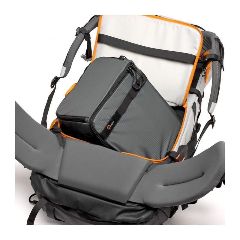 フォトスポーツ PRO 70L AW III S-M LP37436-PWW