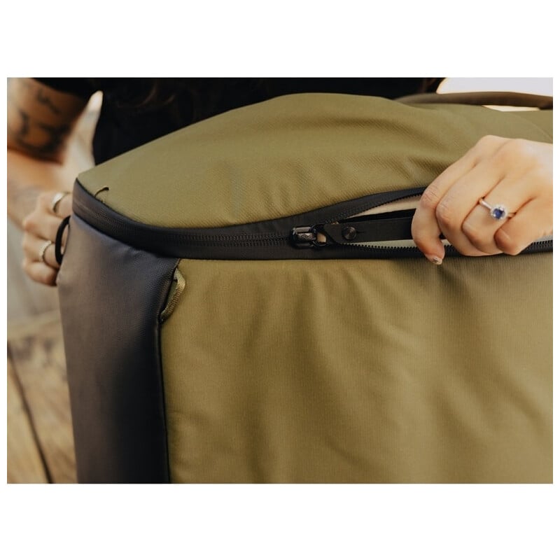 エブリデイ バックパック ジップ 20L ケルプ BEDBZ-20-KP-3