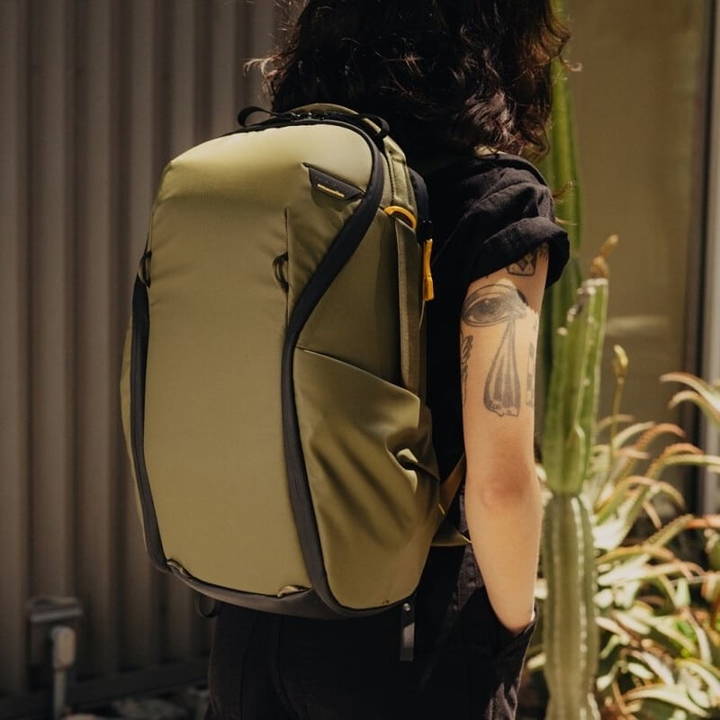 エブリデイ バックパック ジップ 15L ケルプ BEDBZ-15-KP-3