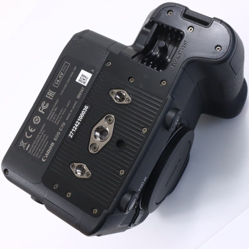 EOS C70 ボディー