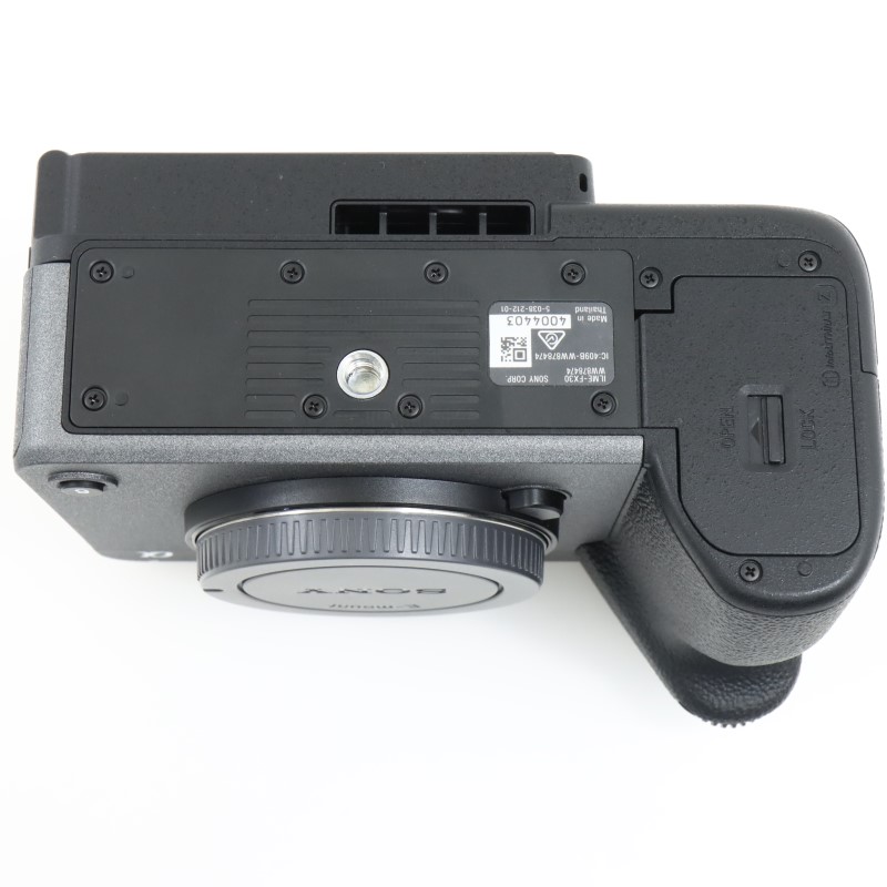 ILME-FX30B [プロフェッショナルカムコーダー FX30B ボディ]
