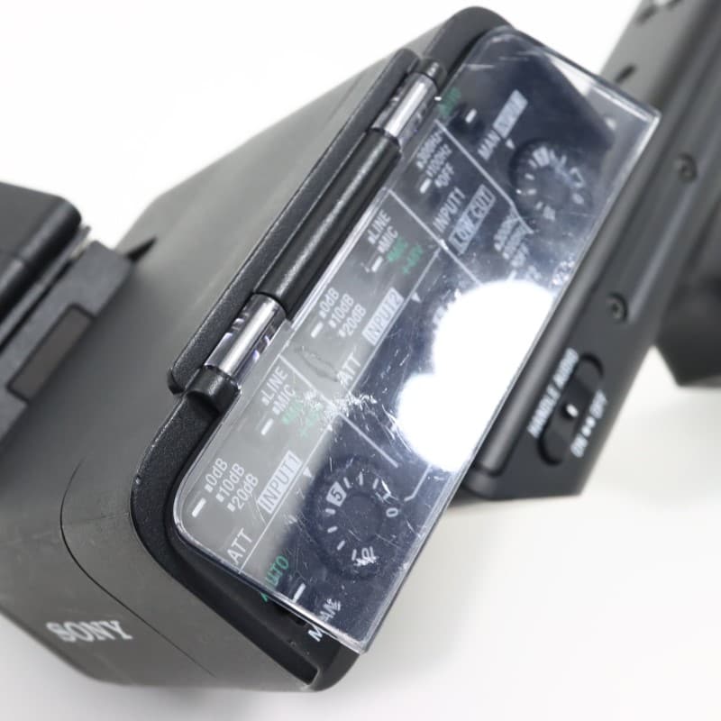 FX30 XLRハンドルユニット同梱モデル ILME-FX30