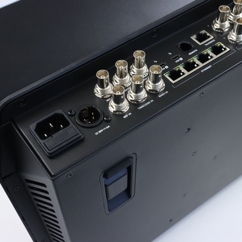 SWATEMTVSTC/HD08ISO [ATEM Television Studio HD8 ISO]