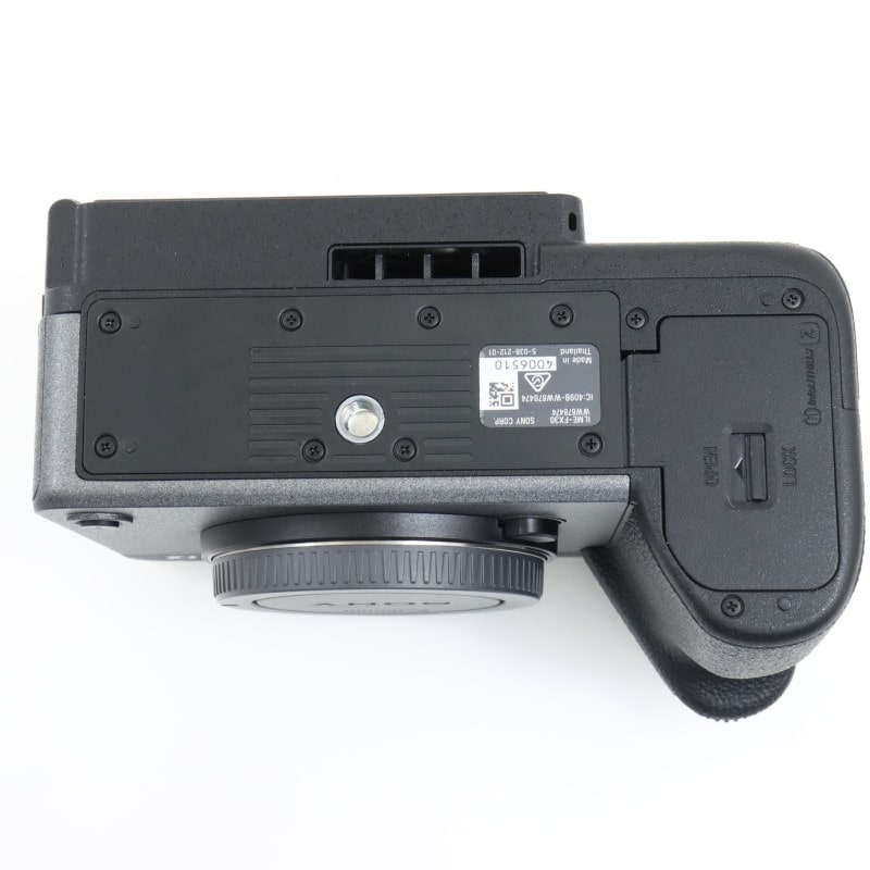 ILME-FX30B [プロフェッショナルカムコーダー FX30B ボディ]